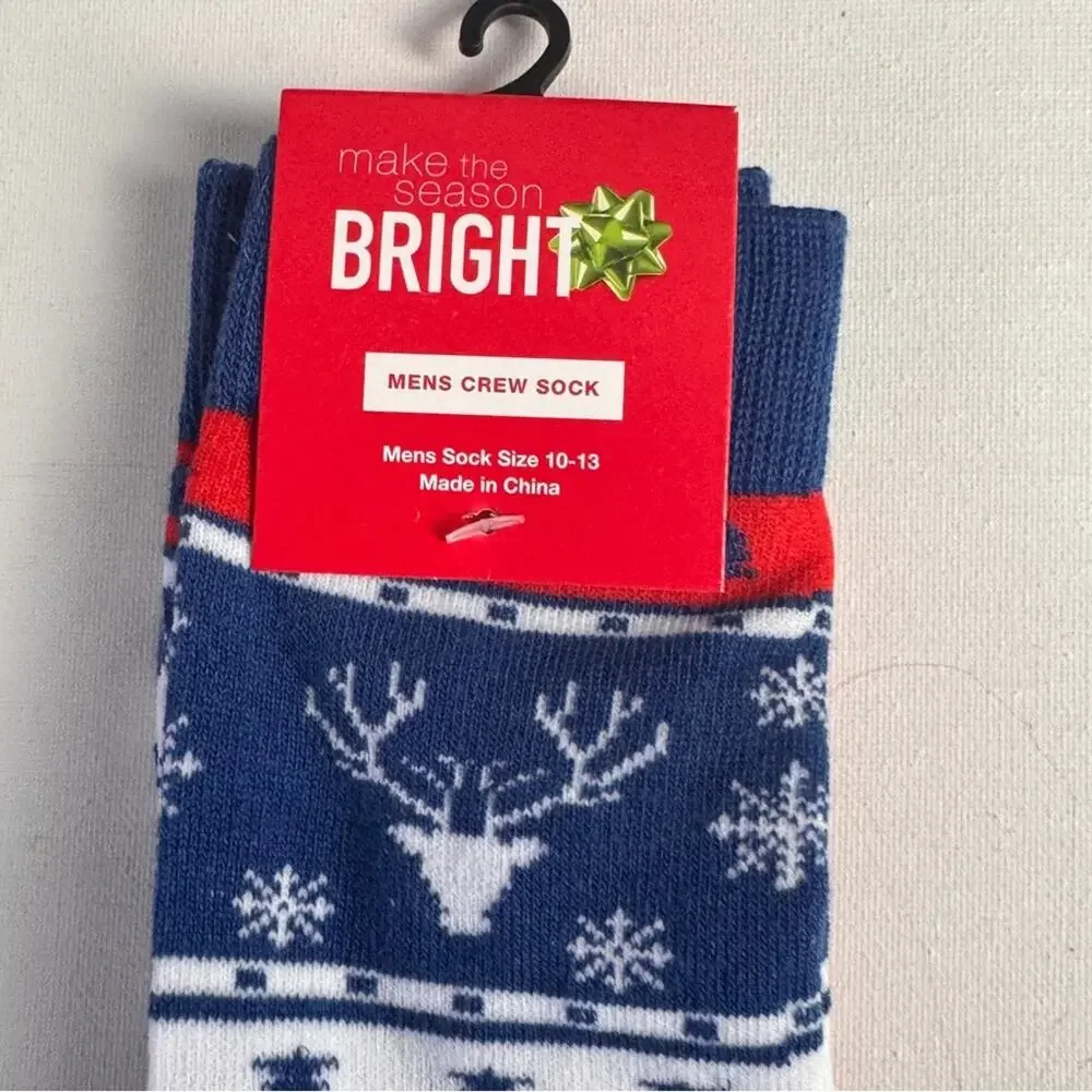 Winter Holiday Seasonal Print Crew Style Socks  NWT  OS